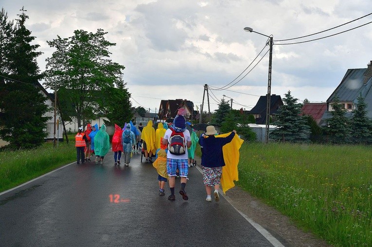 Pielgrzymka Sursum Corda cz.2