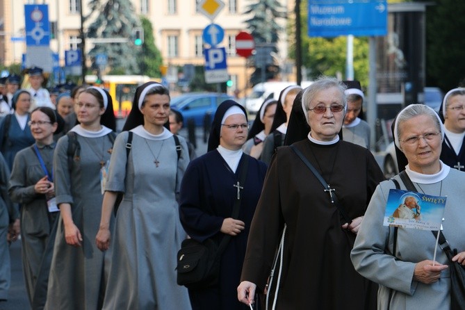 ​Dziękczynna procesja w Święto Dziękczynienia