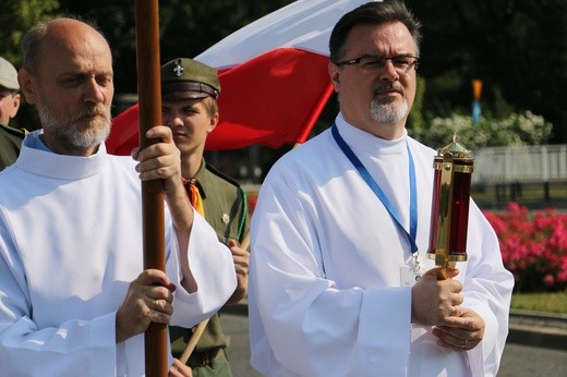 ​Dziękczynna procesja w Święto Dziękczynienia