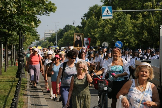 ​Dziękczynna procesja w Święto Dziękczynienia