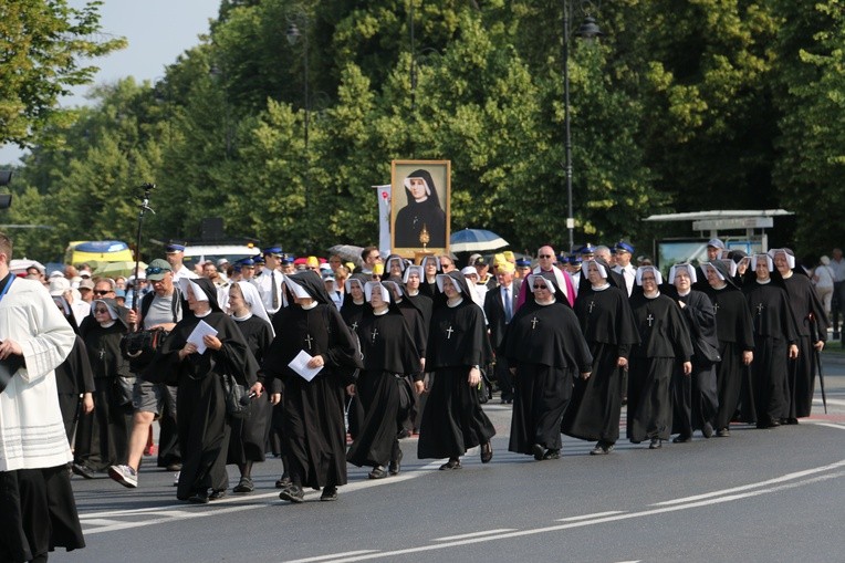 ​Dziękczynna procesja w Święto Dziękczynienia