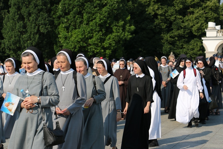 ​Dziękczynna procesja w Święto Dziękczynienia