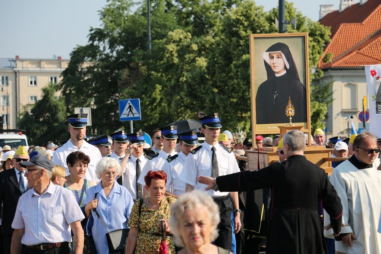 ​Dziękczynna procesja w Święto Dziękczynienia