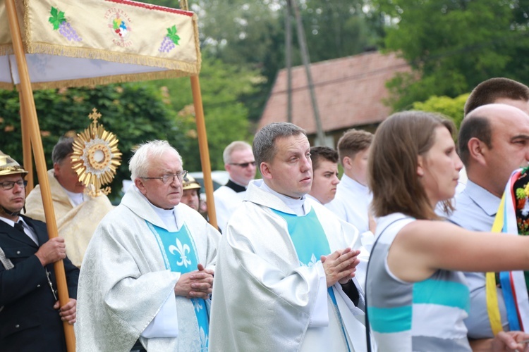 Poświęcenie plebanii i odpust w Grabnie