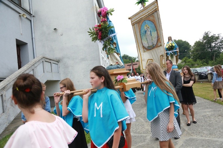 Poświęcenie plebanii i odpust w Grabnie