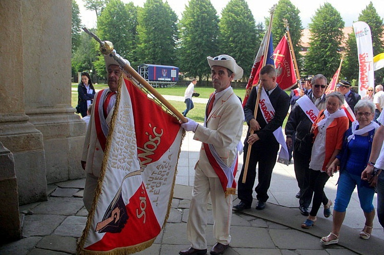 Pielgrzymka NSZZ "Solidarność" Regionu Zagłębia Miedziowego