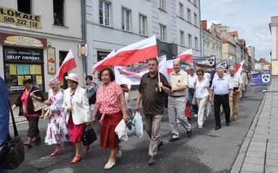 Trzeba pamiętać i rozliczać historię