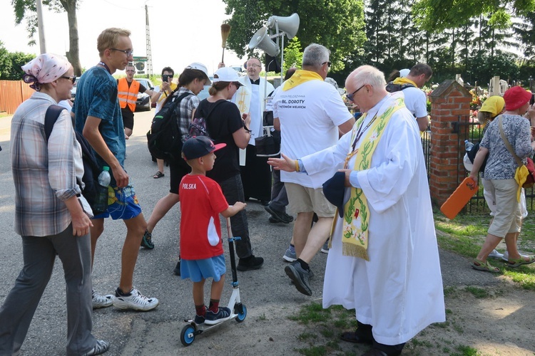 Drugi dzień pielgrzymowania do Mątowów Wielkich