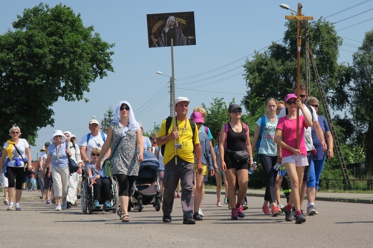 Drugi dzień pielgrzymowania do Mątowów Wielkich