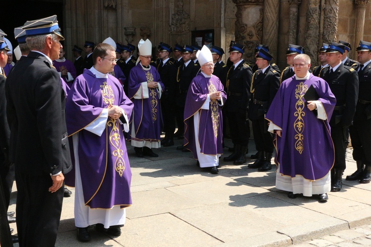 Uroczystości pogrzebowe śp. ks. inf. Adama Drwięgi