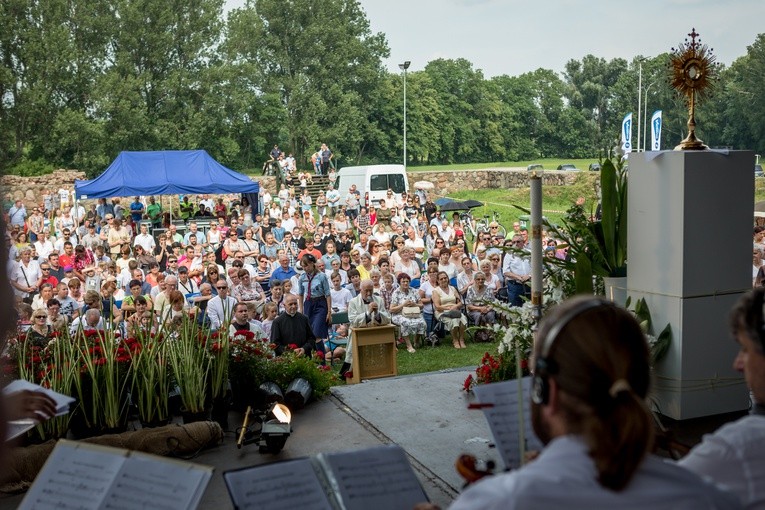 Koncert uwielbienia w Rawie Mazowieckiej