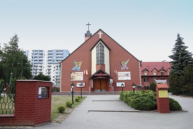 Wspólnota na krakowskim os. Bohaterów Września została erygowana w 1990 roku.