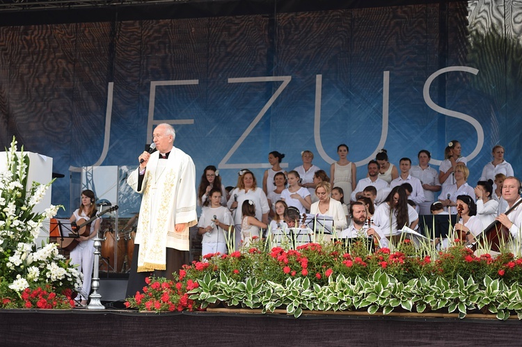 Koncert uwielbienia oczami uczestników