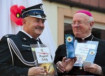 Honorowe tytuły otrzymali m.in. bp Zawitkowski i Szczepan Bieszczad.