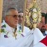W parafii Trójcy Świętej celebracji przewodniczył  bp Mieczysław Cisło.