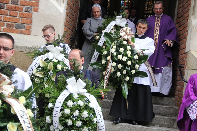 Pożegnanie śp. ks. P.M. Gajdy w tarnowskiej katedrze