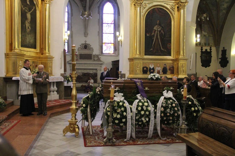 Pożegnanie śp. ks. P.M. Gajdy w tarnowskiej katedrze