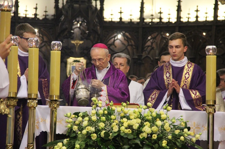 Pożegnanie śp. ks. P.M. Gajdy w tarnowskiej katedrze