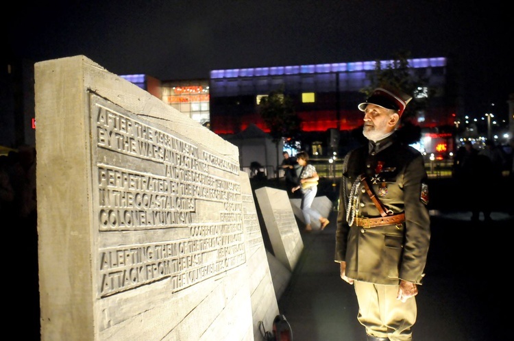 Odsłonięcie pomnika gen. Ryszarda Kuklińskiego