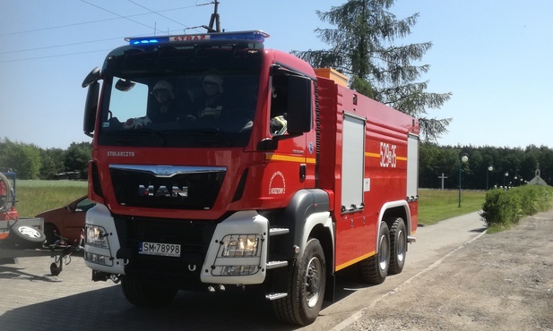 Ćwiczenia w gaszeniu pożaru lasu [ZDJĘCIA]