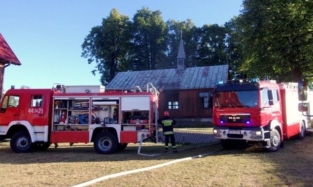 Pożar w kościele w Biskupicach 