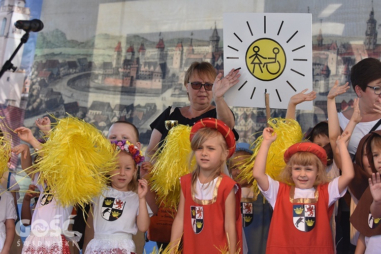 Gryfiada na rozpoczęcie obchodów 650. rocznicy śmierci Bolka II Małego