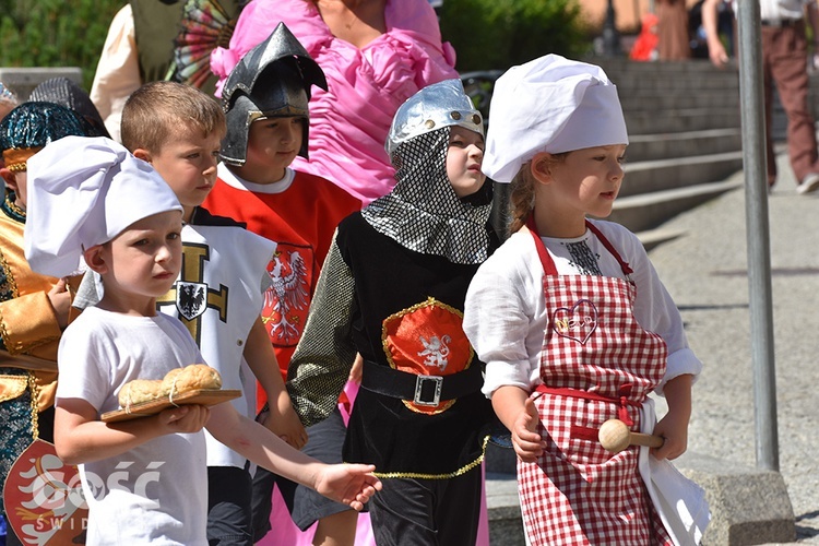 Gryfiada na rozpoczęcie obchodów 650. rocznicy śmierci Bolka II Małego