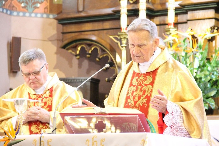 Błogosławieństwo lektorów w Szczurowej