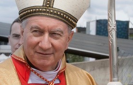 Kard. Parolin: W Kościele jest tylko jeden papież