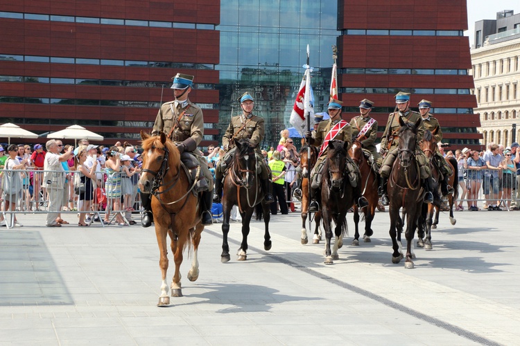 Ułani przejechali przez Wrocław