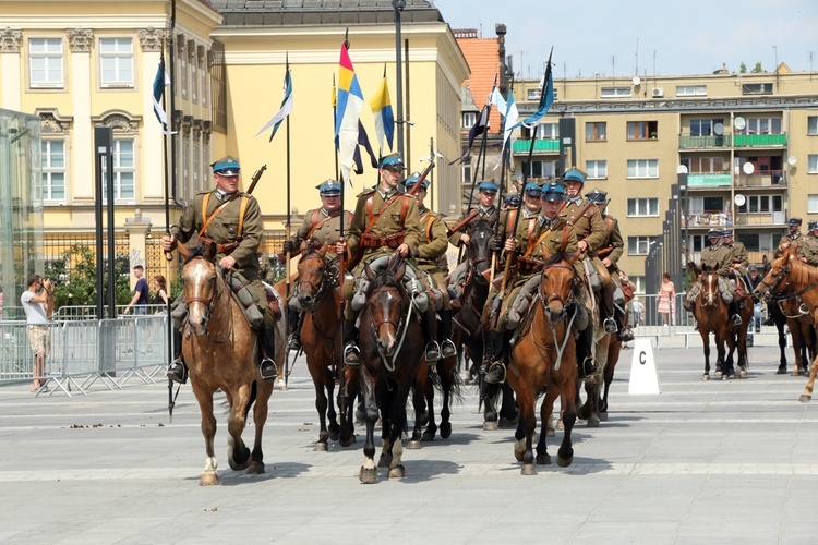 Ułani przejechali przez Wrocław