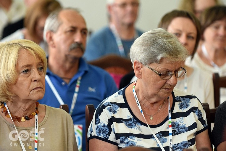 "Szkoła życia w obfitości"