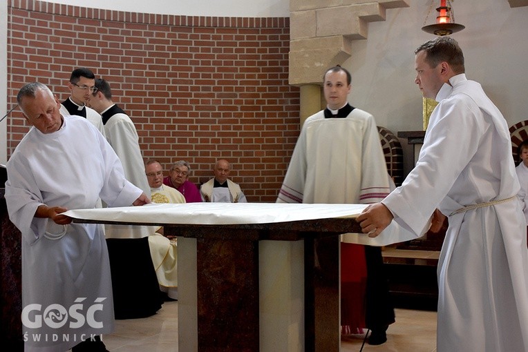 Konsekracja kościoła pw. Świętej Rodziny w Wałbrzychu