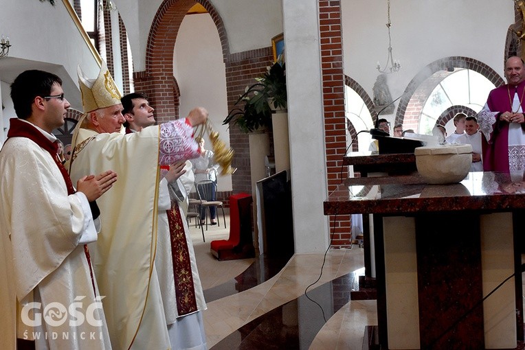 Konsekracja kościoła pw. Świętej Rodziny w Wałbrzychu