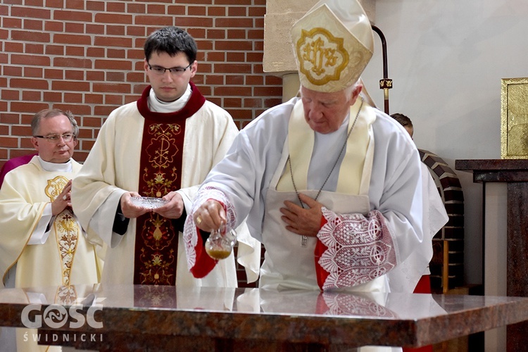 Konsekracja kościoła pw. Świętej Rodziny w Wałbrzychu