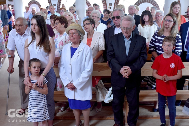 Konsekracja kościoła pw. Świętej Rodziny w Wałbrzychu