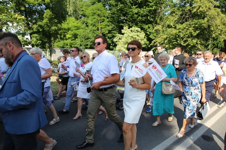 Marsz dla życia i rodziny w Sandomierzu 