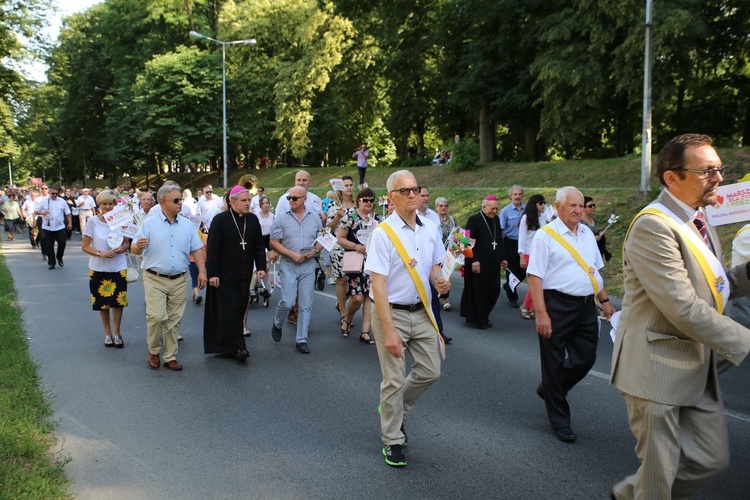 Marsz dla życia i rodziny w Sandomierzu 