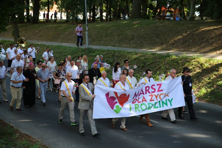 Marsz dla życia i rodziny w Sandomierzu 