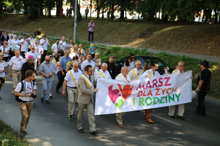 Marsz dla życia i rodziny w Sandomierzu 