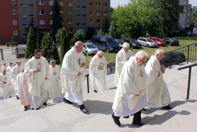 Poświęcenie kościoła w Bytomiu Szombierkach 