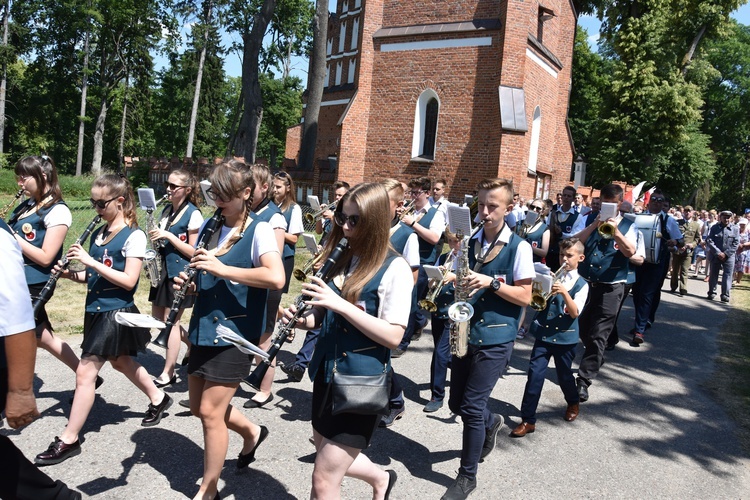 Piknik patriotyczny w Dziektarzewie. Cz. 1