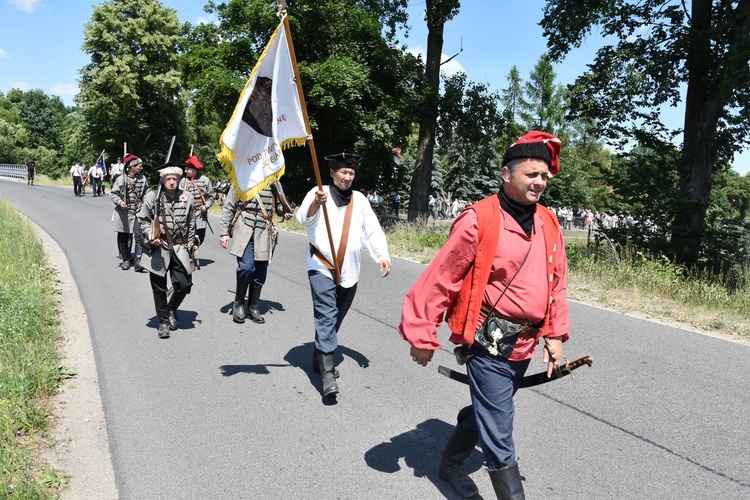 Piknik patriotyczny w Dziektarzewie. Cz. 1