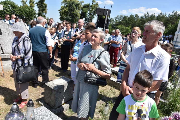 Piknik patriotyczny w Dziektarzewie. Cz. 1