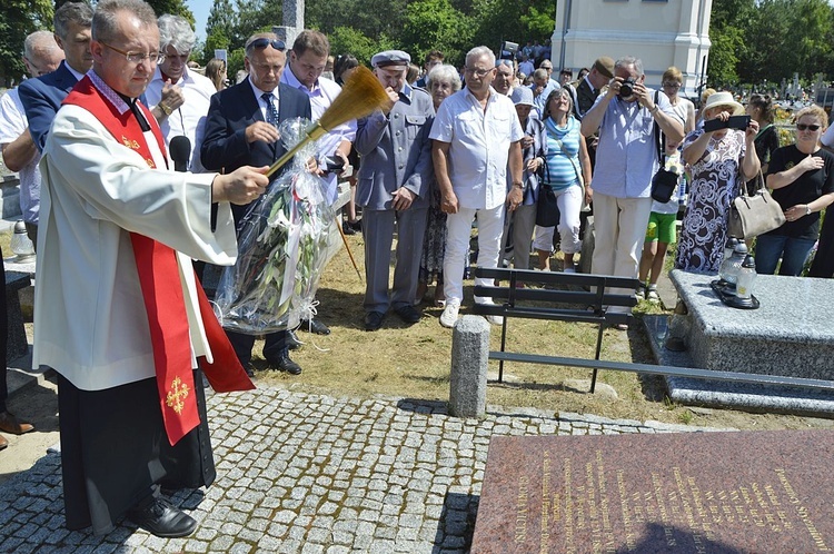 Piknik patriotyczny w Dziektarzewie. Cz. 2