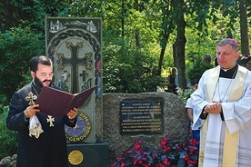Święta Góra Polanowska, 2 czerwca: modlitwa przy chaczkarze.
