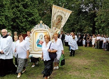 Uroczystości odpustowe w sanktuarium gromadzą tłumy.