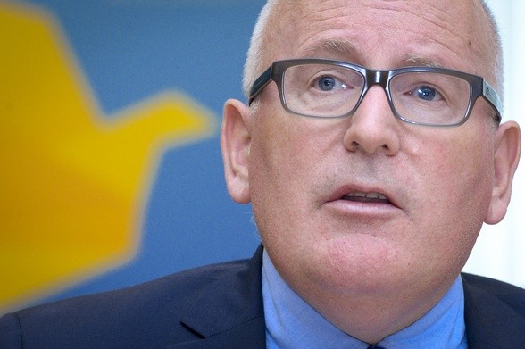 Timmermans: KE wystąpiła do Rady UE o zorganizowanie formalnego wysłuchania Polski