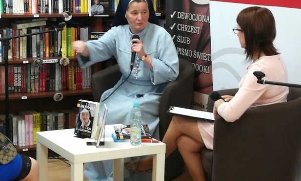 Zakonnica, która została... blogerką