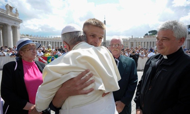 Papież przyjął Polaka, który niesłusznie odsiedział 18 lat za gwałt i zabójstwo